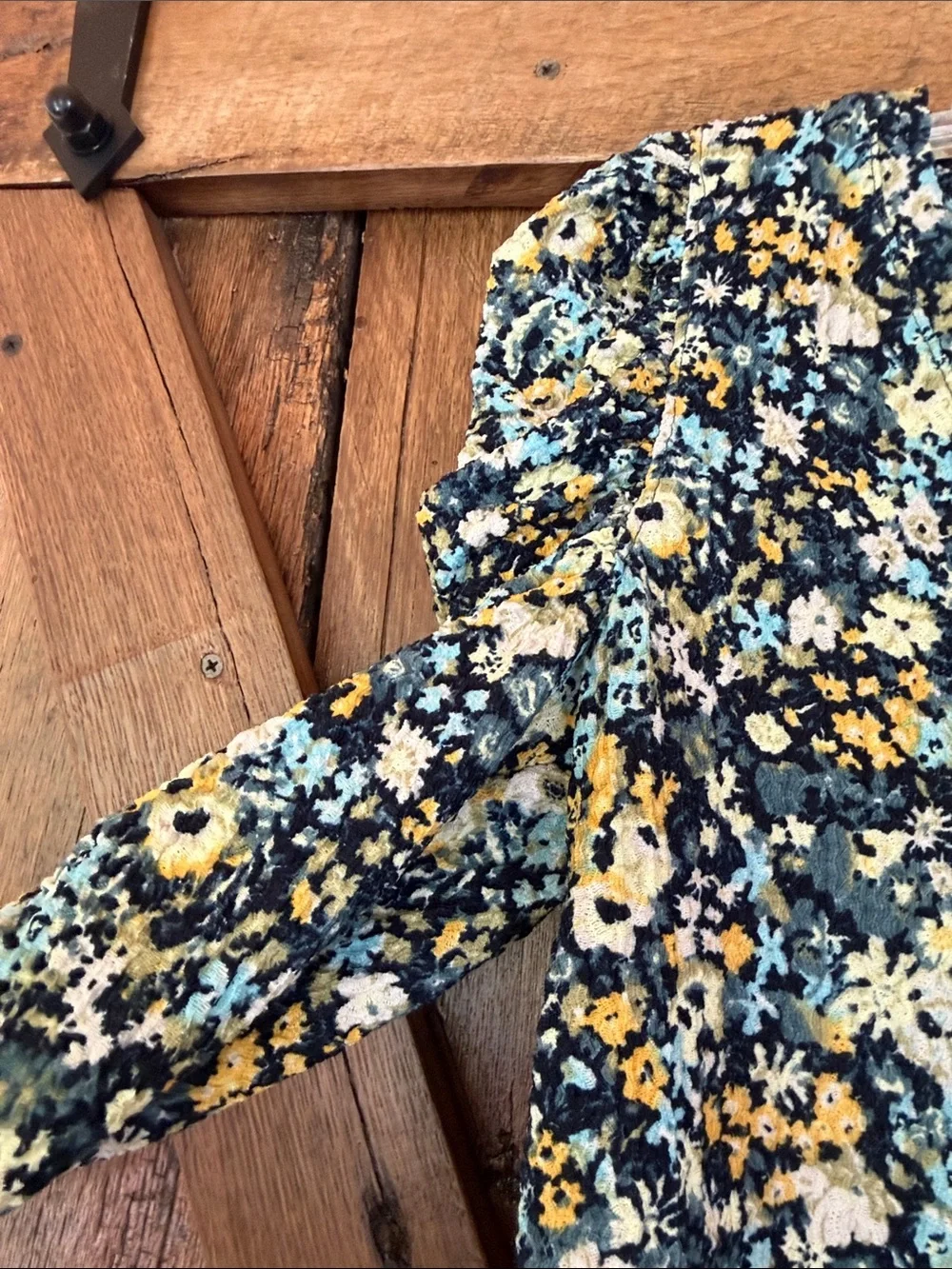 LOFT XS Floral Shirred Puff Sleeve Blouse